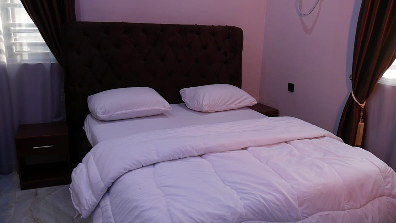 Executive Master Bedroom Suite