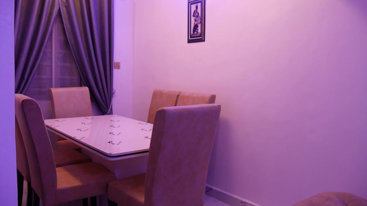 Modern Minimalist Dining Area